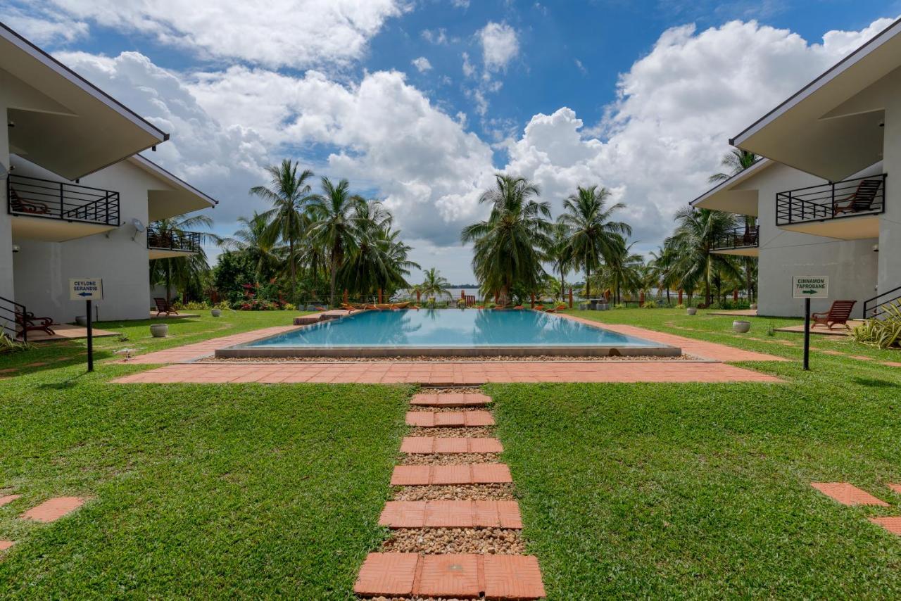 Tara Watergate Hotel Tissamaharama Exterior foto