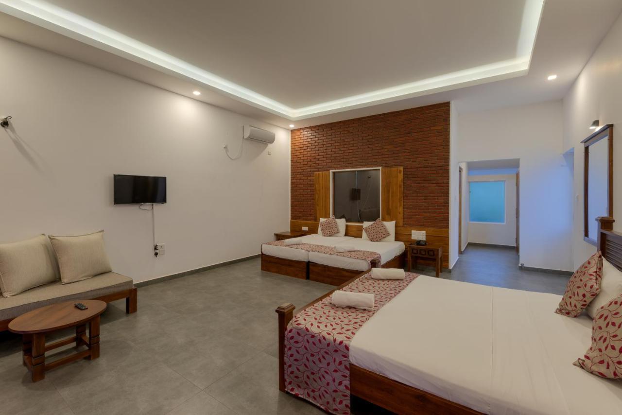Tara Watergate Hotel Tissamaharama Exterior foto