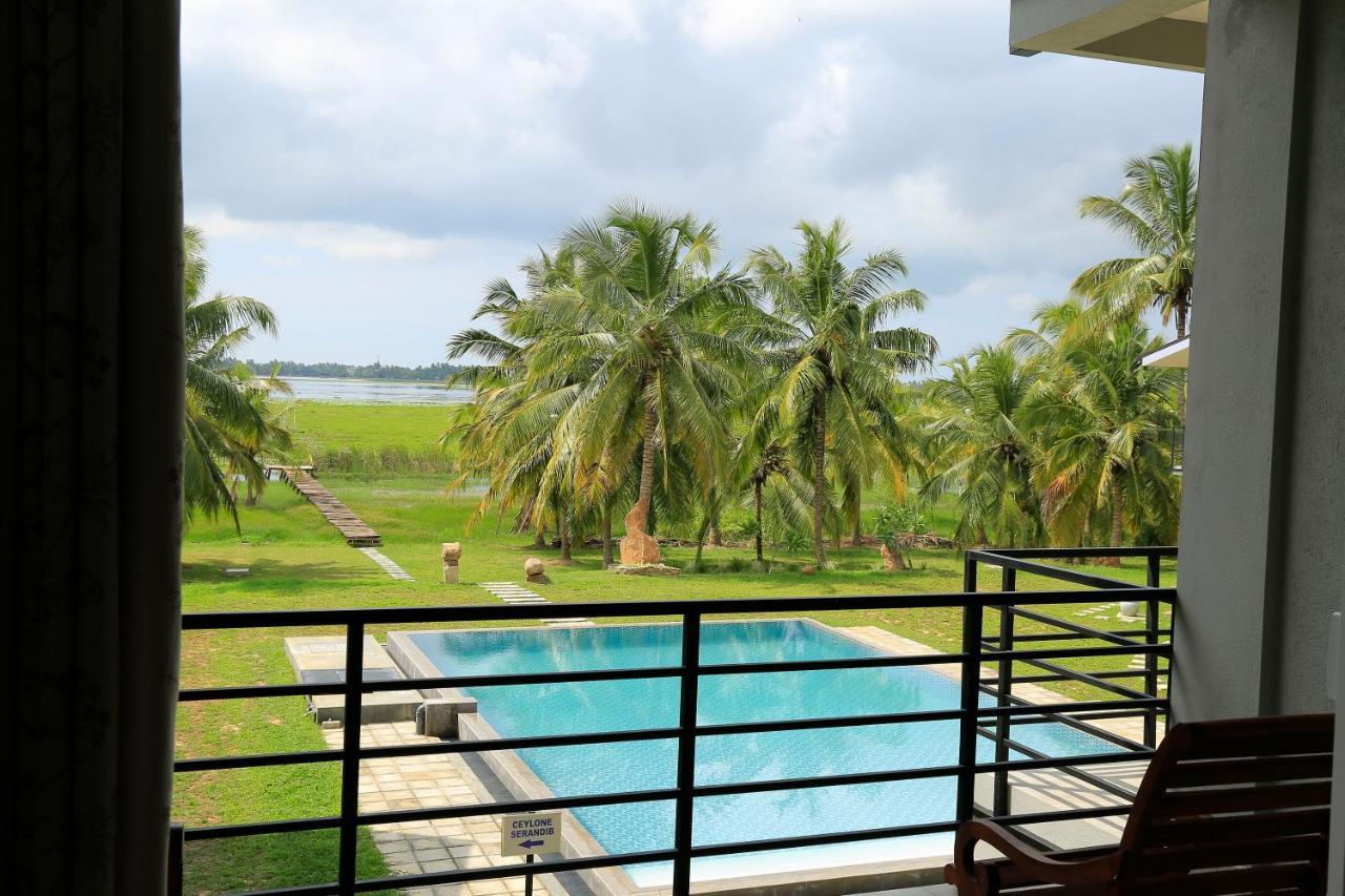 Tara Watergate Hotel Tissamaharama Exterior foto