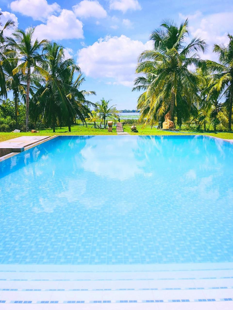 Tara Watergate Hotel Tissamaharama Exterior foto